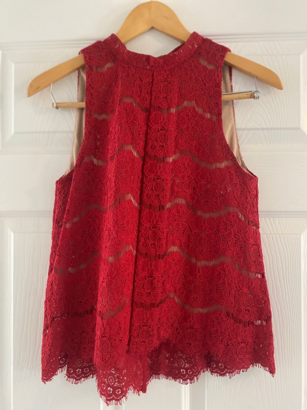 love, Fire Red Lace High-Neck Sleeveless Camisole